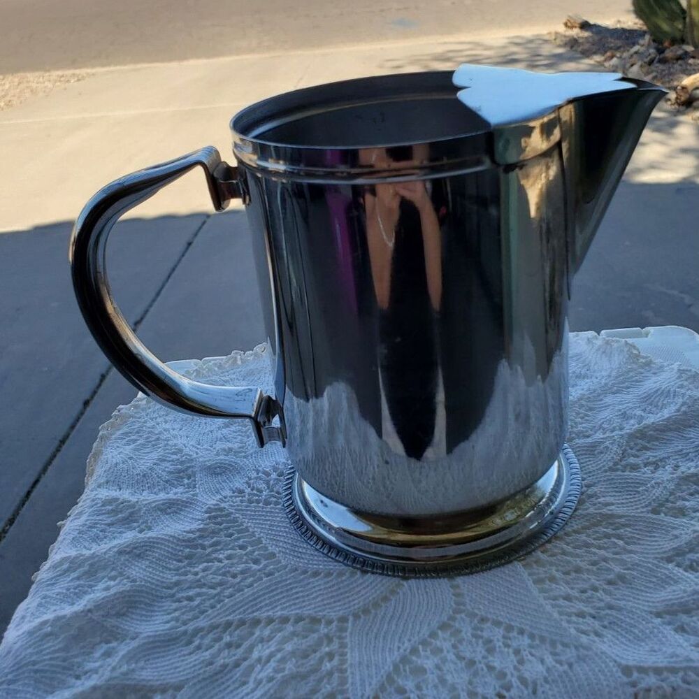 Stainless Steel Water Pitcher with Ice Guard Japan AP 1171